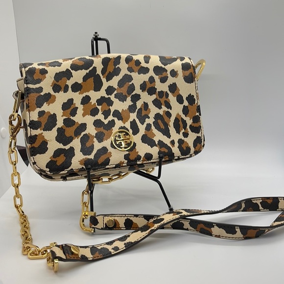 Tory Burch Handbags - Beautiful Tory Burch leather leopard print shoulder bag!  Gorgeous gold tone!